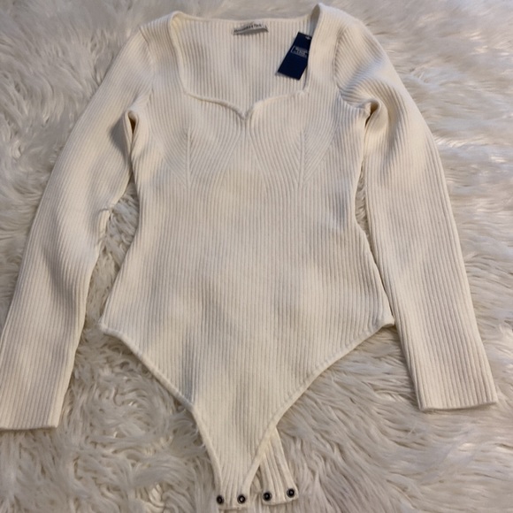 Abercrombie & Fitch Body Suit size L brand new with tag long sleeve & beautiful - Picture 8 of 12